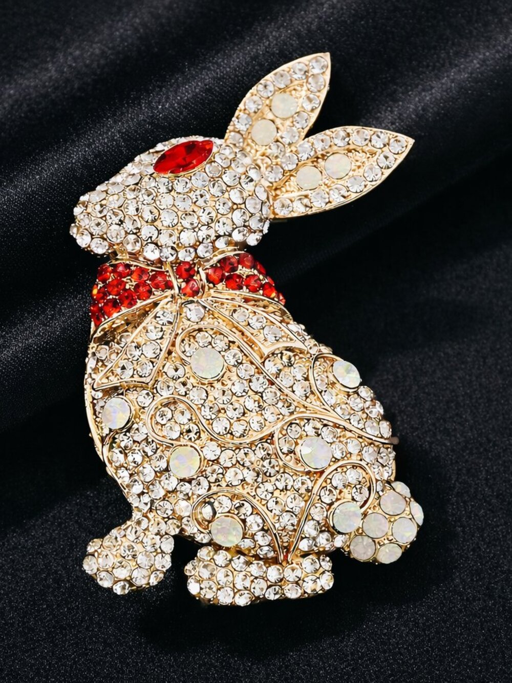 Sparkling Bunny Rabbit Brooch Pin with Red Accents Rhinestone Gold Toned New